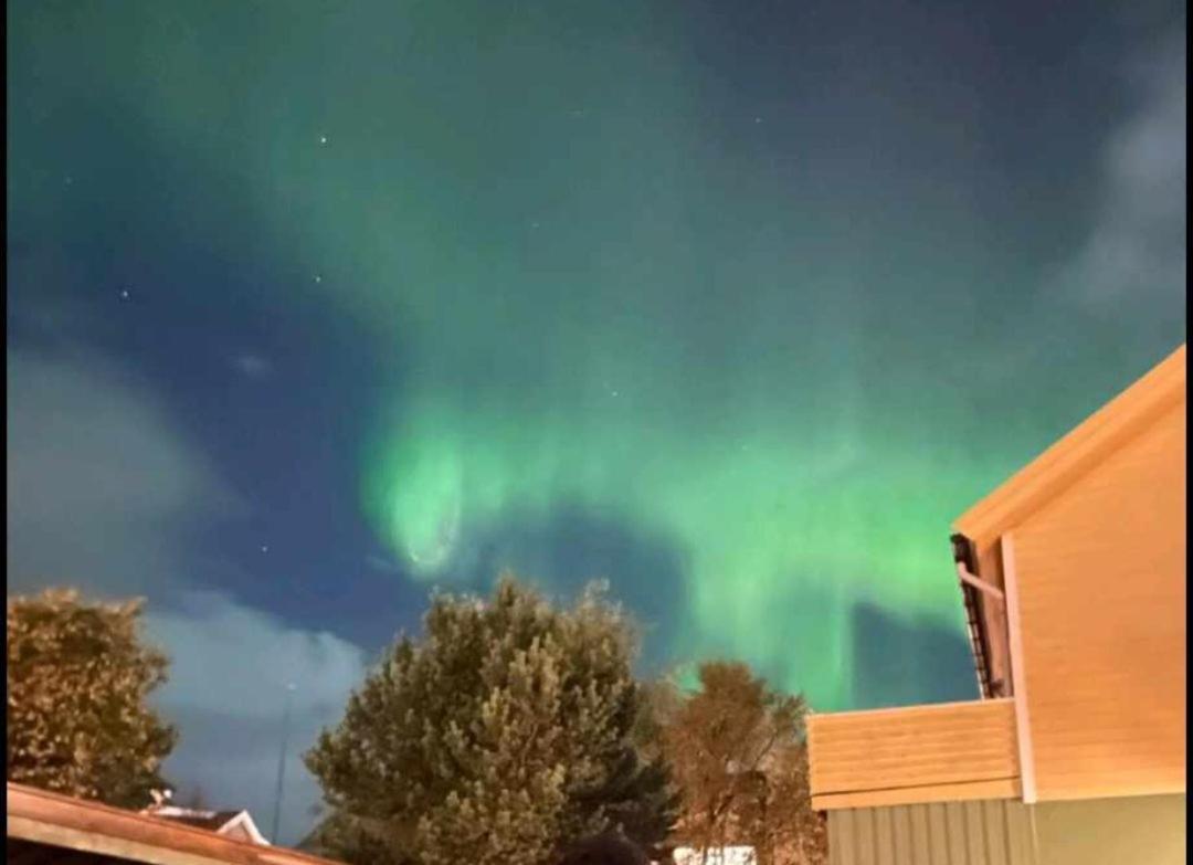 Kule Gule Huset Svolvær Exterior foto