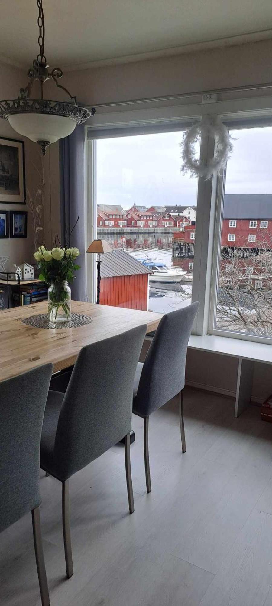 Kule Gule Huset Svolvær Exterior foto