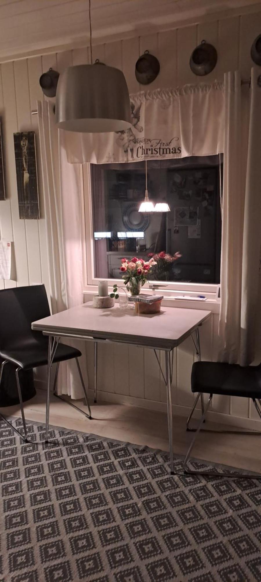 Kule Gule Huset Svolvær Exterior foto